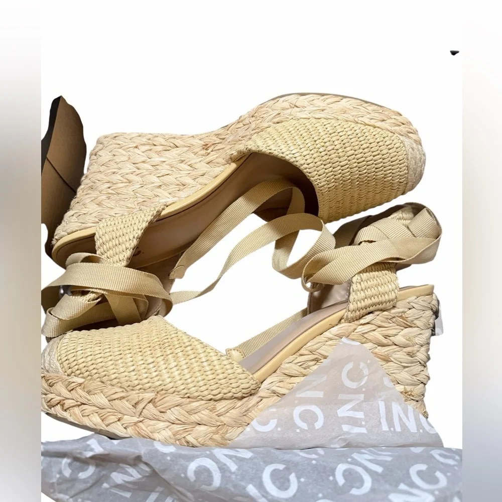🌼💚NIB INC International Concepts Women's Beige Espadrille Wedges